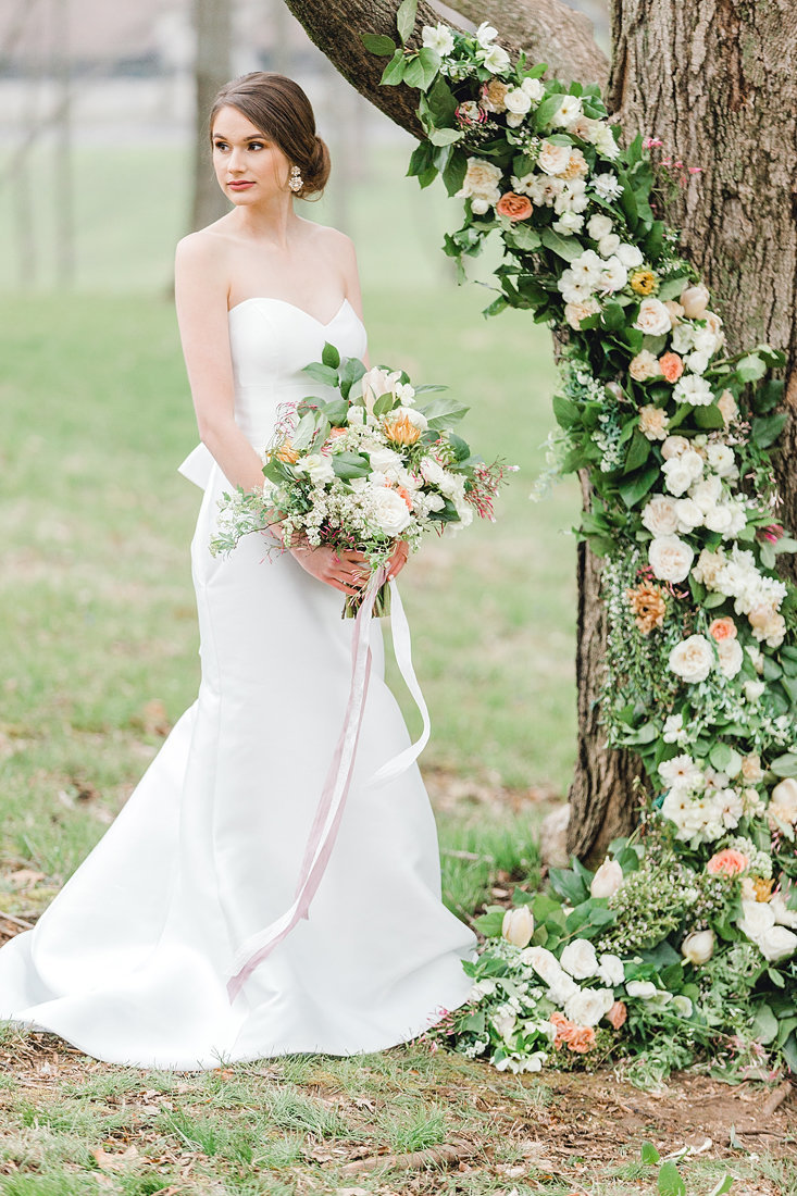 Wedding-Keeneland-Floral-Tree-Modern-Bride-Portrait-Kentucky-Photo-By-Uniquely-His-Photography088