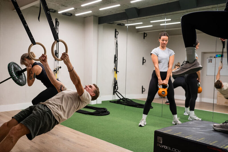 Led by physiotherapists, Four Sides classes offer expert knowledge and fun motivation. 