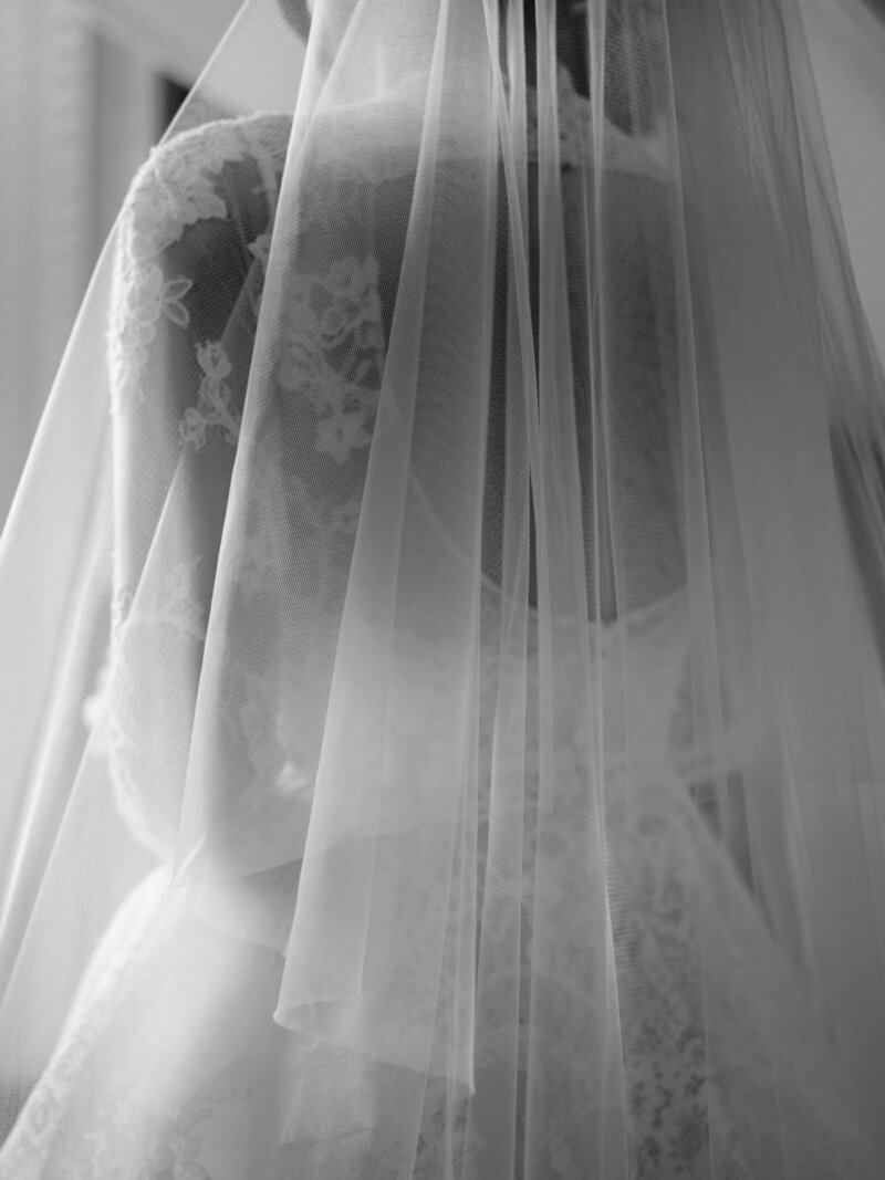 Bride and father during wedding ceremony at The Swan House in Atlanta