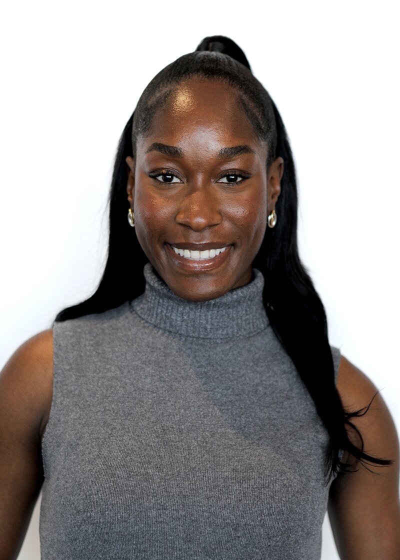 24_Dana_Nzerem_Portrait_2_Mary Margaret Photography