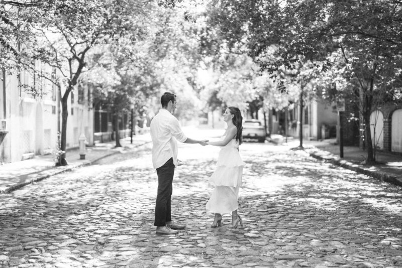 Downtown-Charleston-Summer-Engagement-Taylor-Cline-Photography-Wedding-12