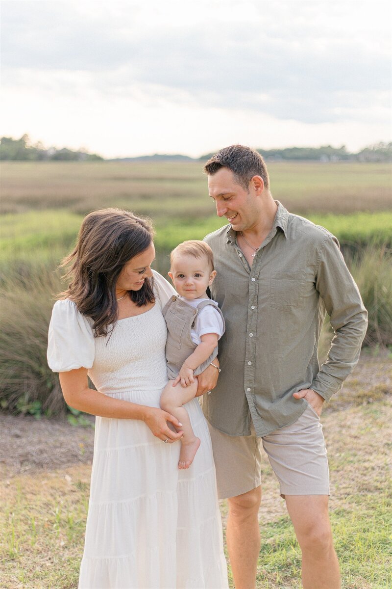 Bluffton-Milestone-Session-Lamp-and-Light-Photography-2