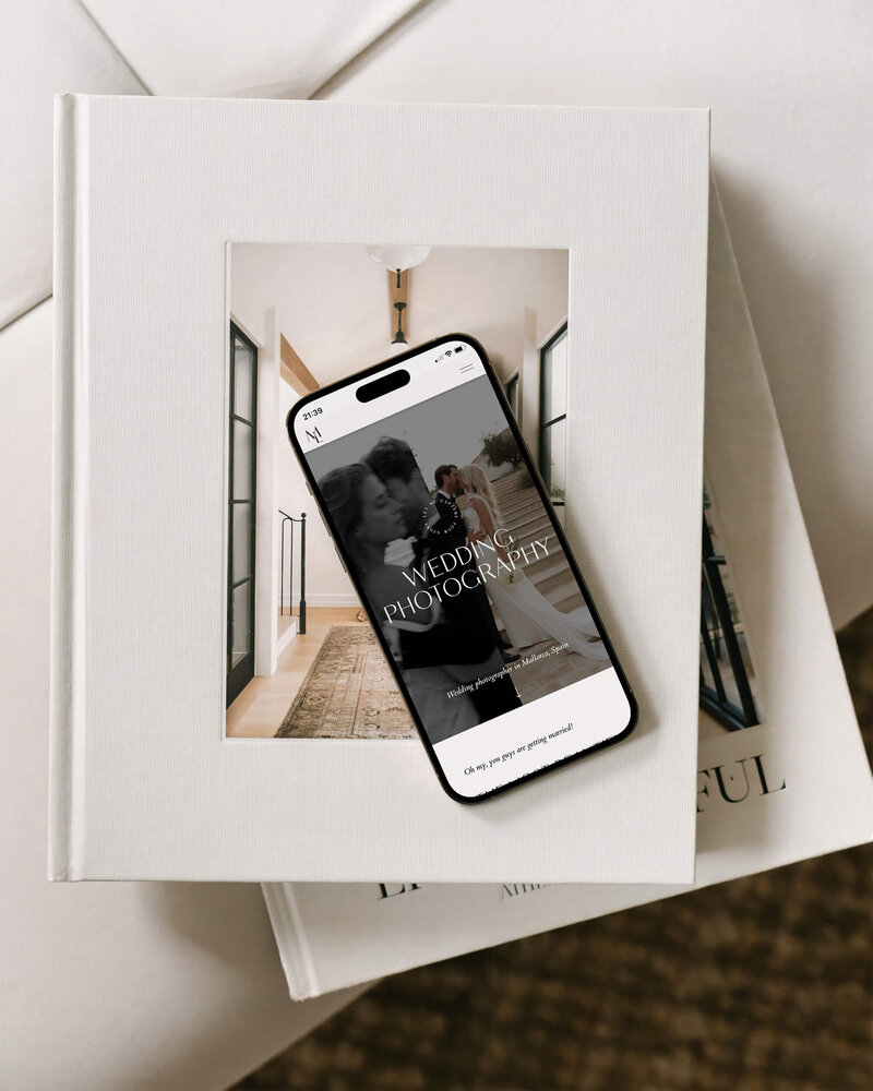 Minimal timeless Showit website template for wedding photographer