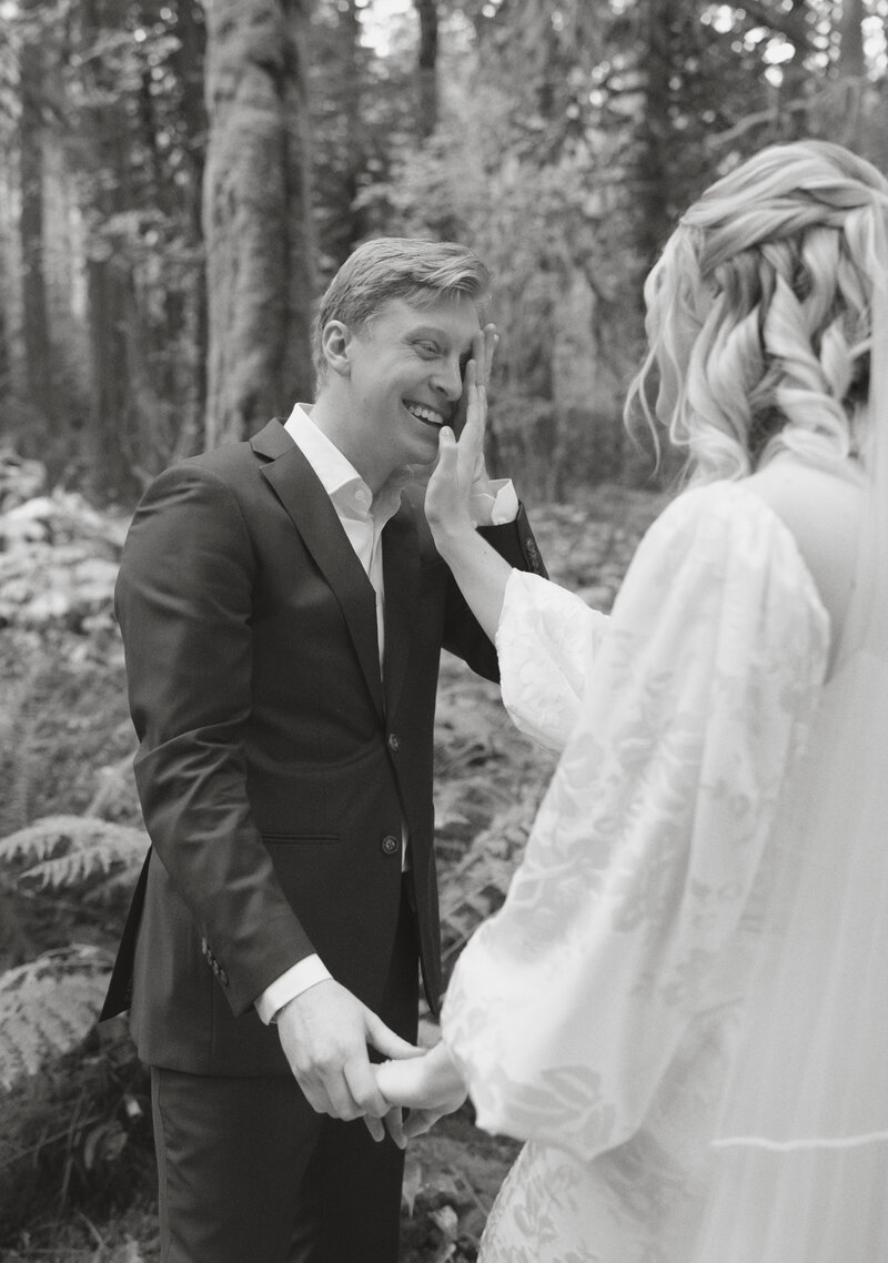 sunwolf-lodge-squamish-intimate-wedding-sea-to-sky-corridor-elopement-photographer-with-love-from-bre-80