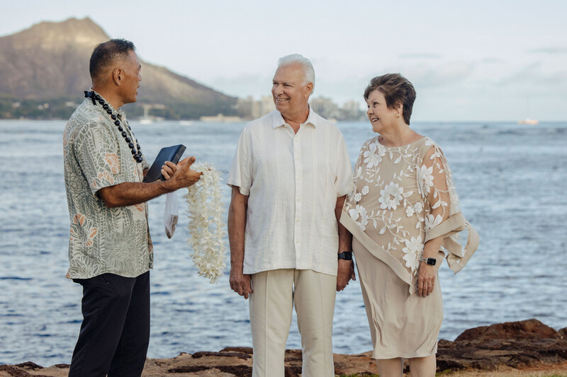 Magic-Island-Oahu-Vow-Renewal