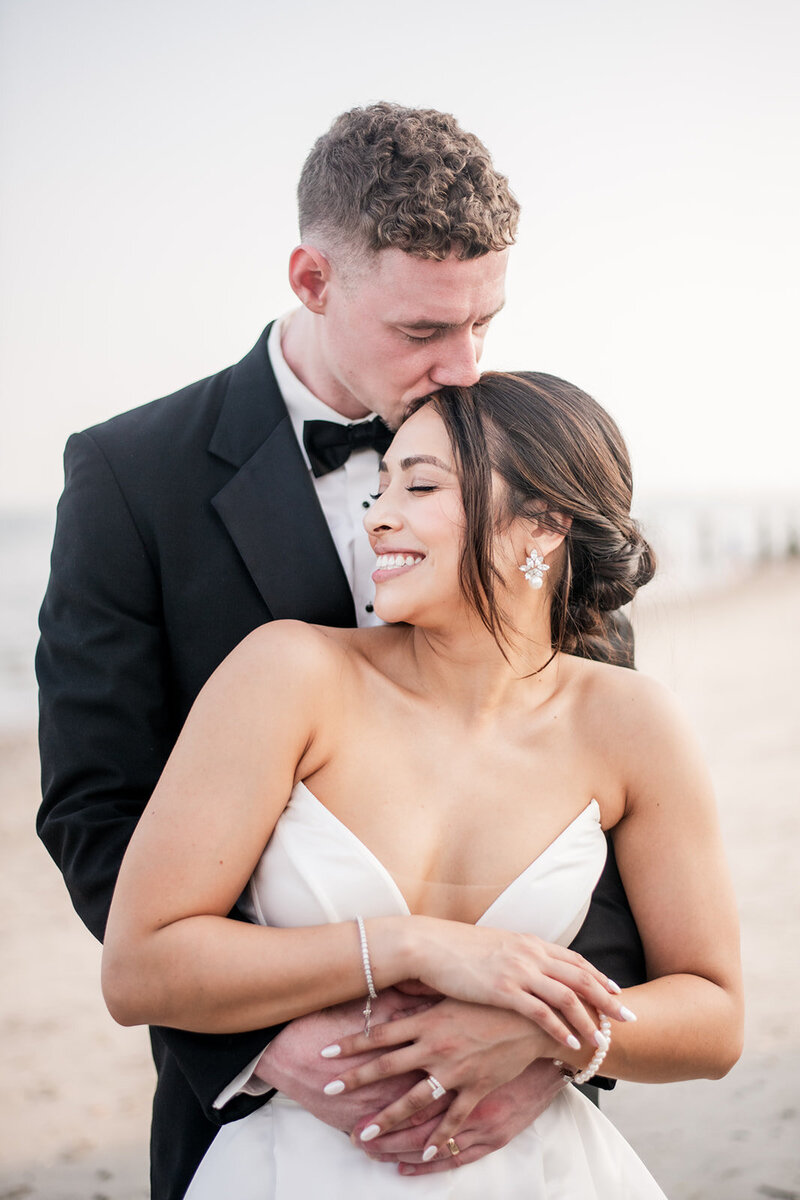Tyde at Walnut Beach Romantic and Timeless Summer Wedding