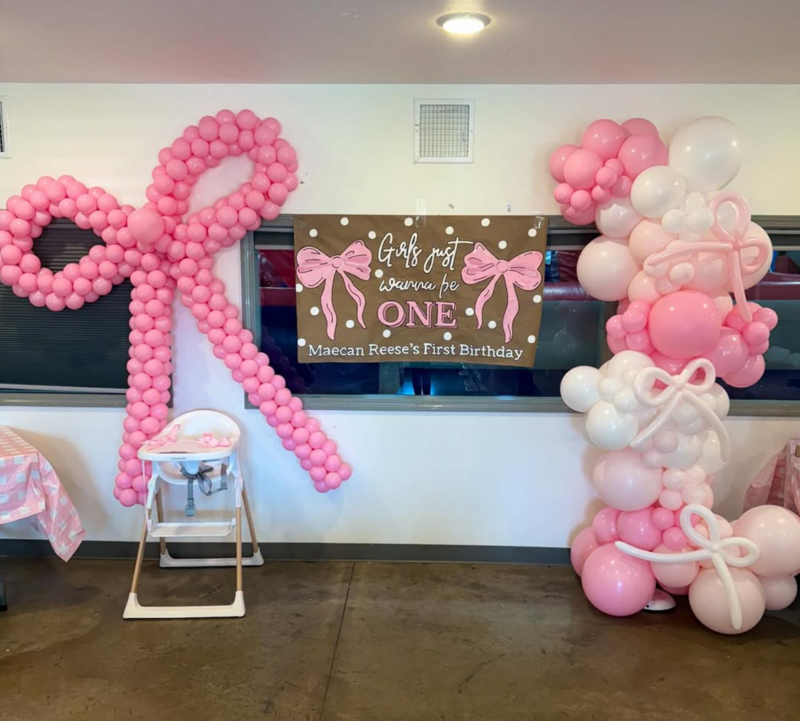 pink bows and balloons birthday party by Larae Soiree