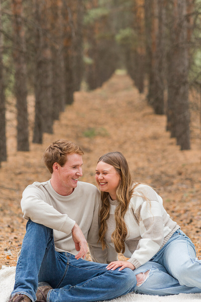 2024-krystal-moore-photography-sask-forest-engagement-session-moose-jaw-18