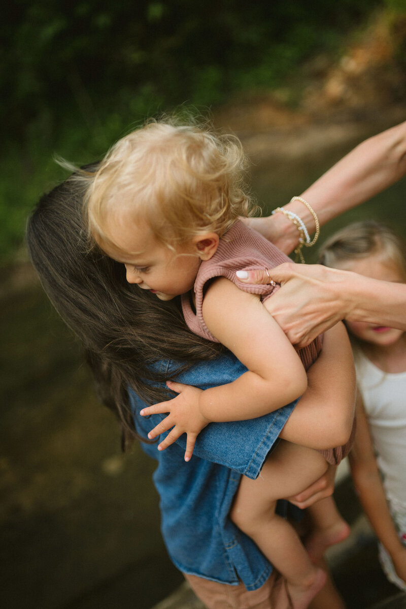 AdventureFamilyPhotosinCastlewoodStatePark|IsaPhoto+Film70