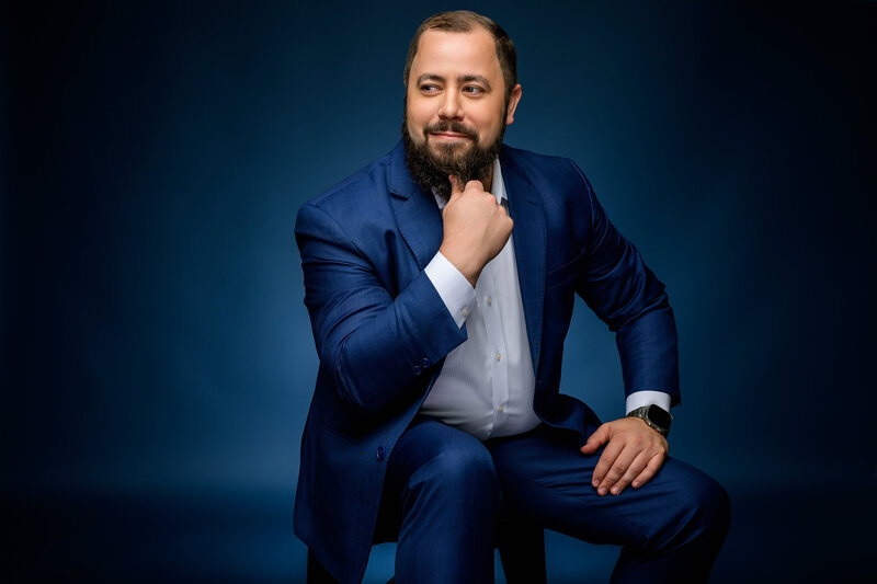 Book a quick and professional corporate headshot mini-session at Leslie Q Photography. Perfect for busy professionals needing high-quality headshots in a short amount of time. Conveniently located in New Carlisle, serving South Bend and LaPorte.