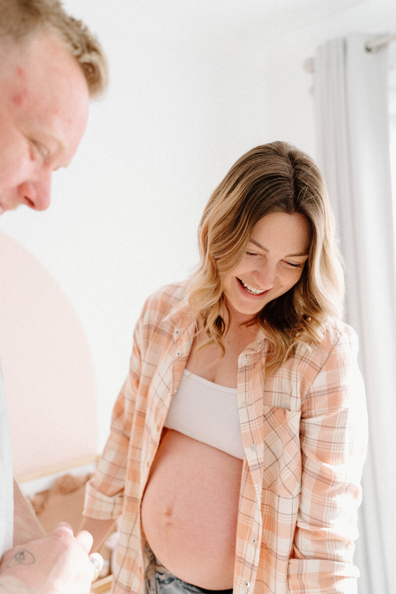 Bec and Jack - Home Maternity Shoot - Sweet Valencia Photography-30