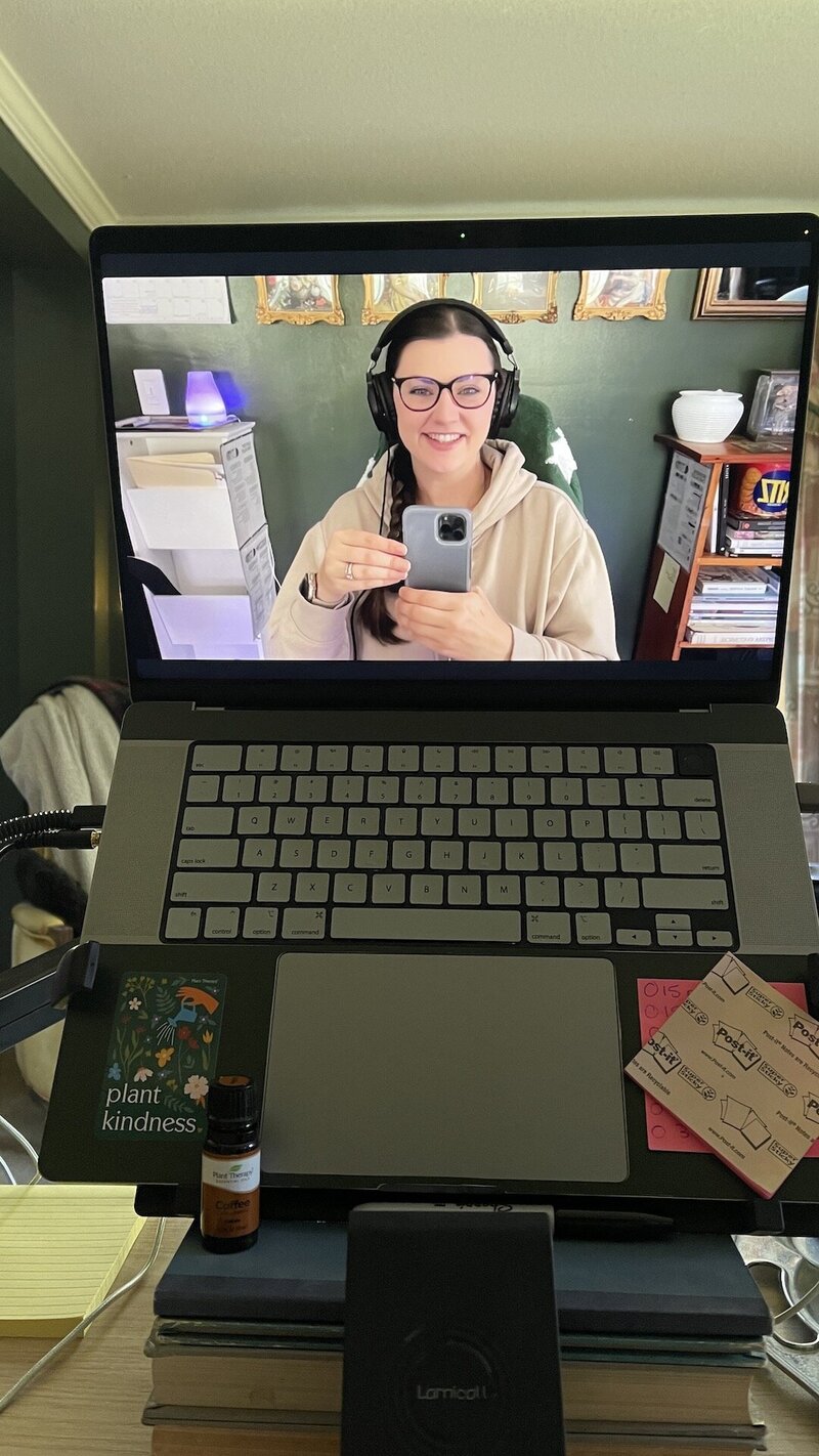 Stephanie Duke is a brand and website designer