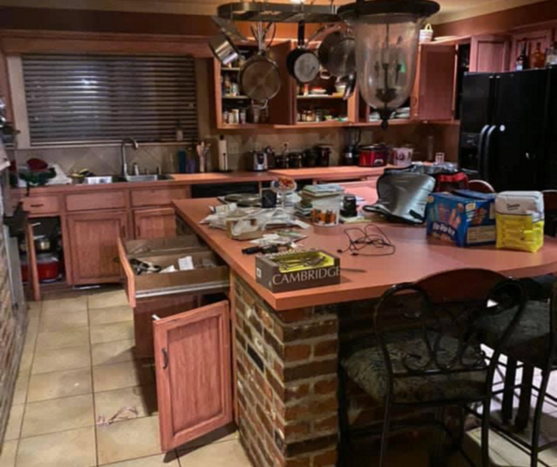 Before image of a kitchen.