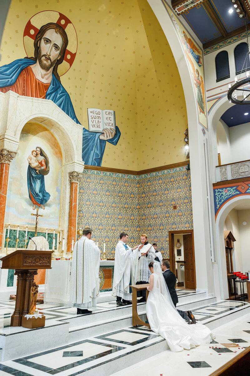 Wisconsin-Catholic-Wedding-Saint-Paul-Student-Center-UW-Madison9