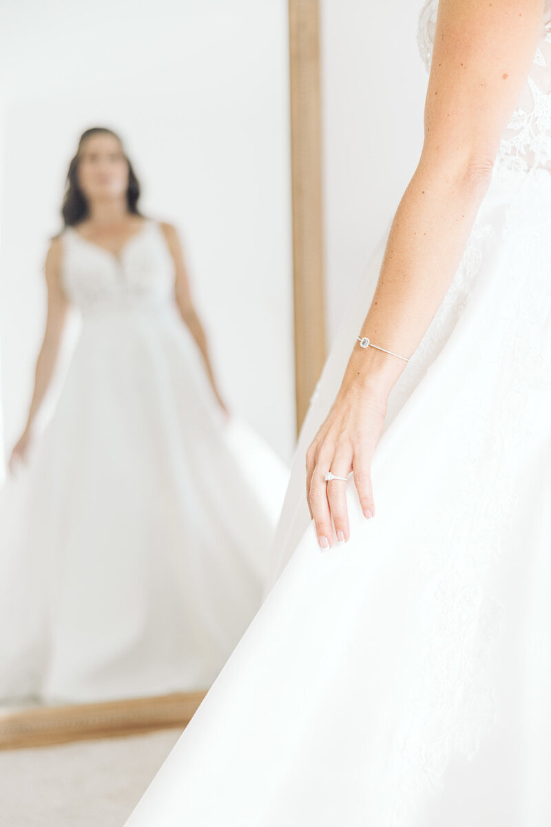 BJ+Lindsay_GallisonHallWedding-21