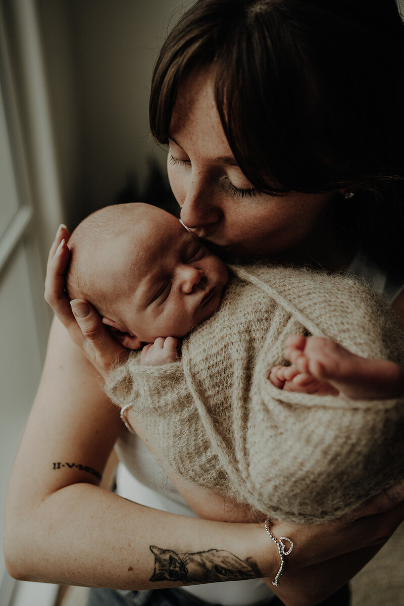 Danielle-Leslie-Photography-2021-aberdeen-newborn-photographer-mccullough-0044