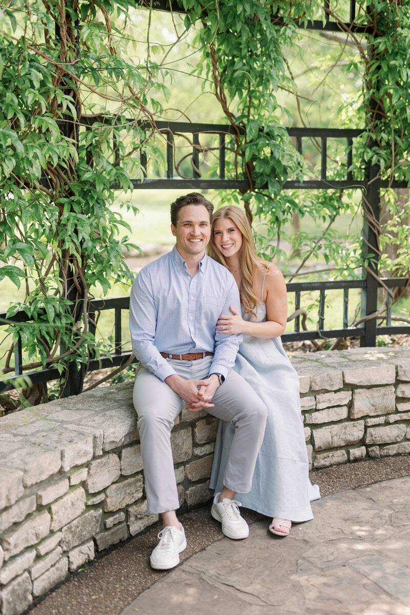 Fort-Worth-Botanic-Gardens-Engagement-Session-Chirstian-Wedding-Photographer-Kortney-Boyett01