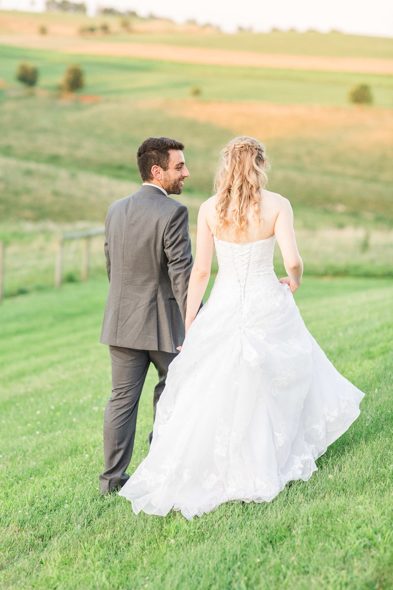 Rustic-farm-wedding-heaven-sent-farms-pittsburgh-wedding-37