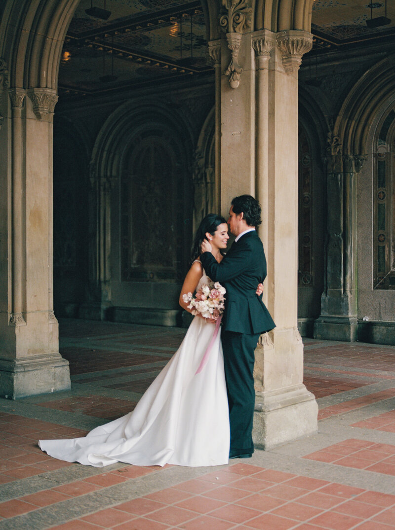 Callie + Derek Braun - Blessed Sacrament NYC - New York City - Stephanie Michelle Photography - @stephaniemichellephotog-152