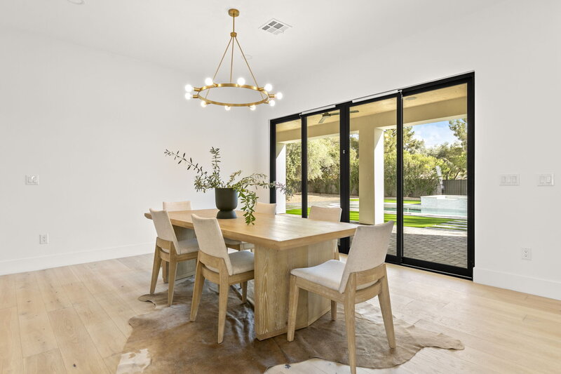 6-web-or-mls-6315-e-corrine-dr
