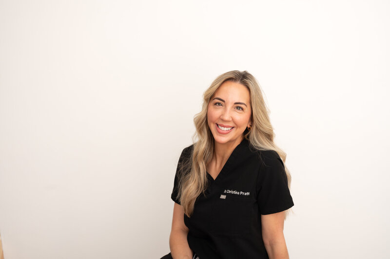 Podiatrist, Christina Pratt modern headshot at Jane Osler Photography