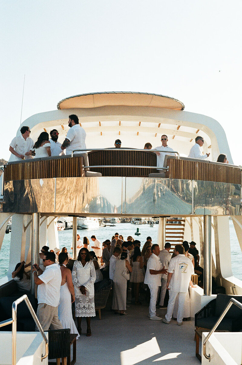 MeganandWill_05SunsetSail-3