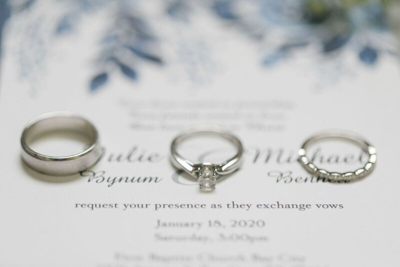 Mike&JulieBeneaththeOaksWedding-20