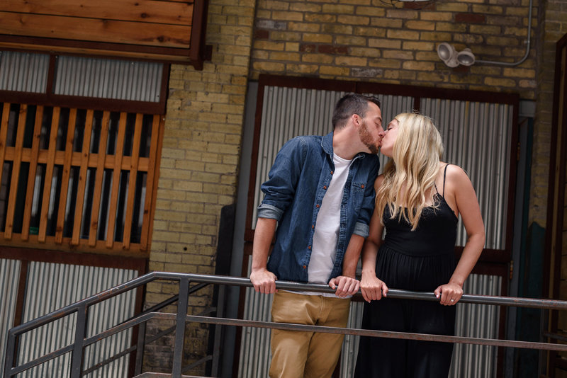 downtown-milwaukee-third-ward-engagement-summer-the-paper-elephant-0020