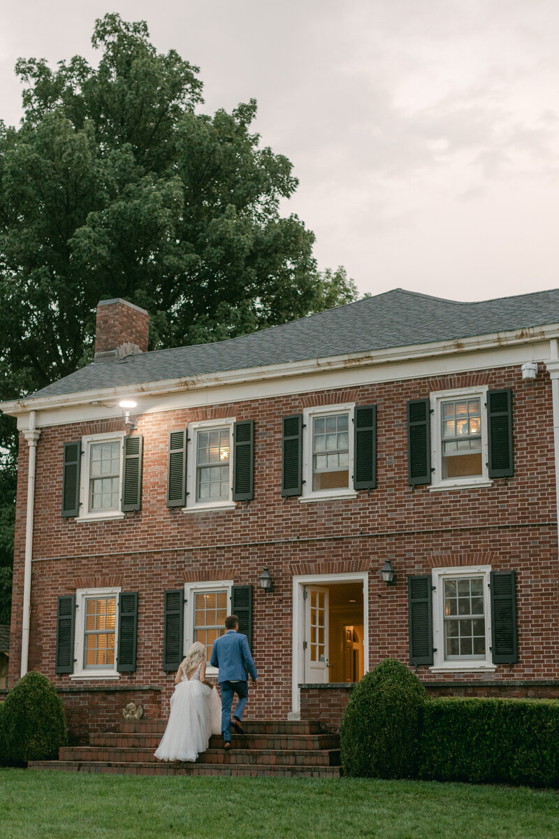 FrenchHouseCincinnatiWeddingKaleighTurnerPhotographyAshley&ThomasWrobleski-115