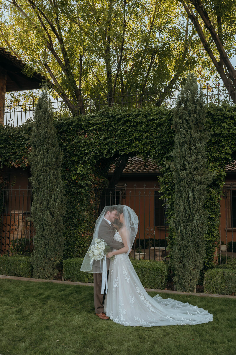 Dani&PorterWeddingPreview-60