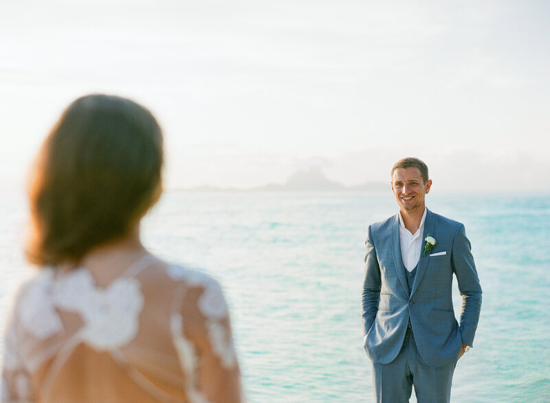 Sunset mood with the groom and the bride, first look in the sunset in Tahaa