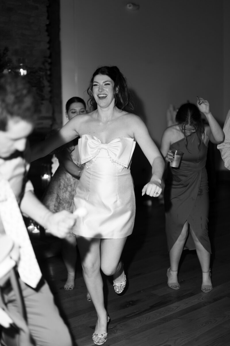 sarah-elizabeth-studio-ohio-wedding-photographer-the-landing-cummins-wedding-saturday-the-party-160