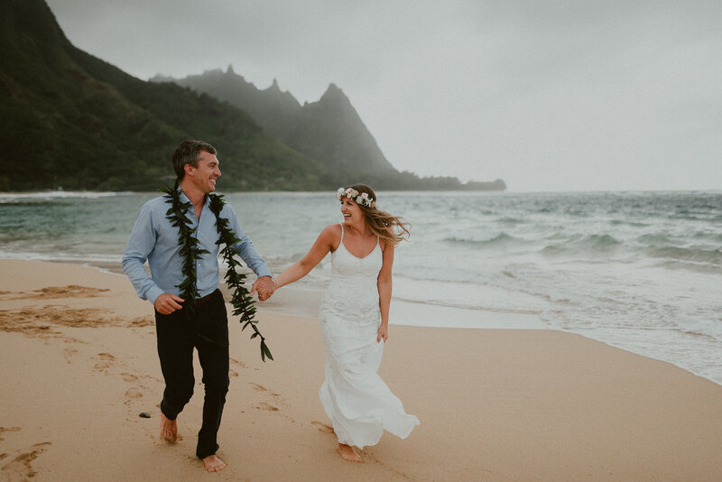Kauai-Wedding-Hanalei-Elopement-Hawaii-Destination-Wedding-Chelsea-Abril-Photography3