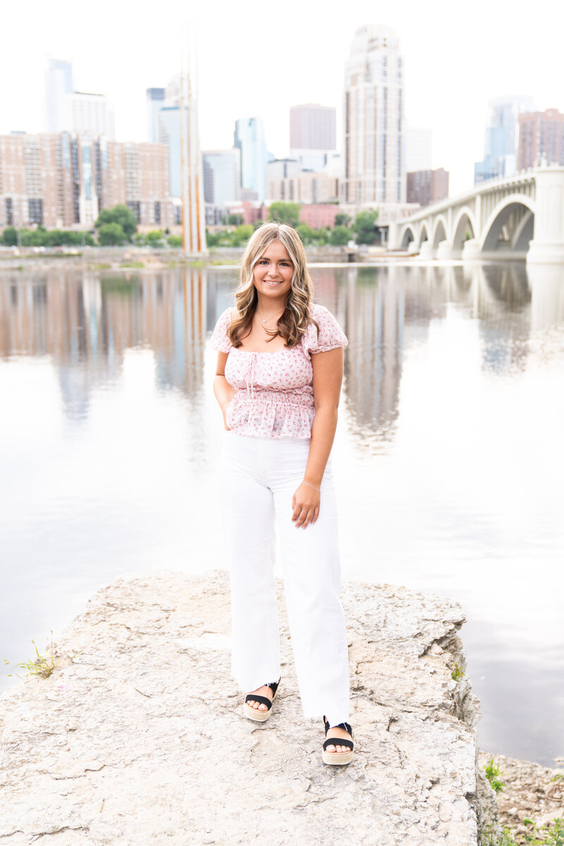 Urban senior picture ideas
