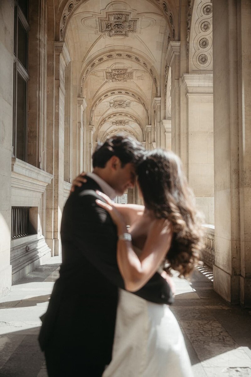 wedding photographer paris elopement photos at louvre editorial romantic artsy
