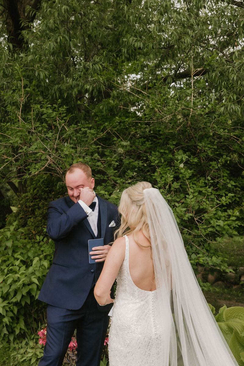 24-A&J - Wedding - Castle Farms - Michigan Wedding Photographer