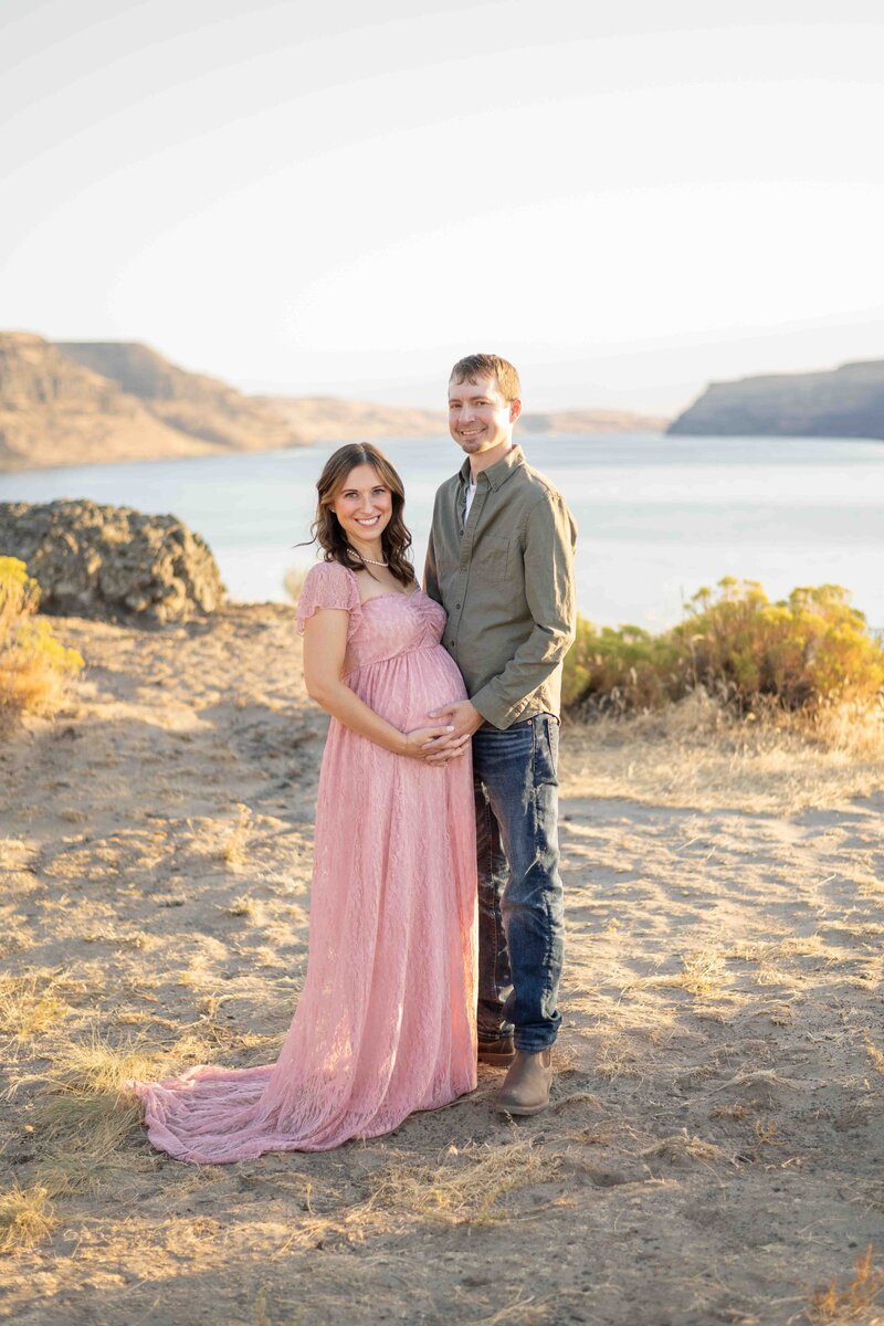 tri-cities-wa-maternity-baby-photographer-2024-11
