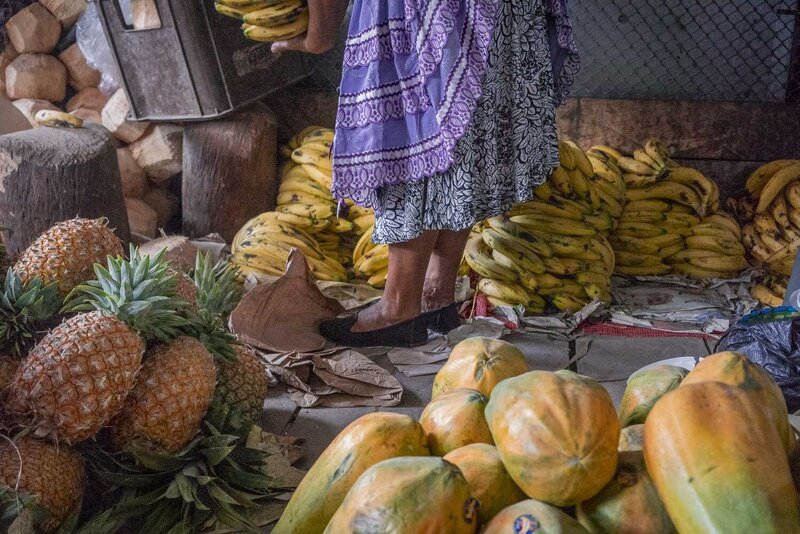 Guatemala-market-Antigua-fruit-woman-1