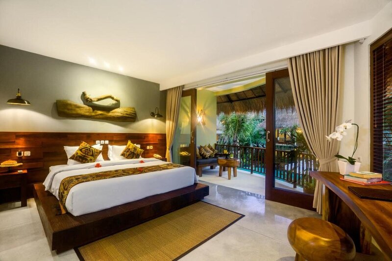 Enchanted Garden - King Bedroom
