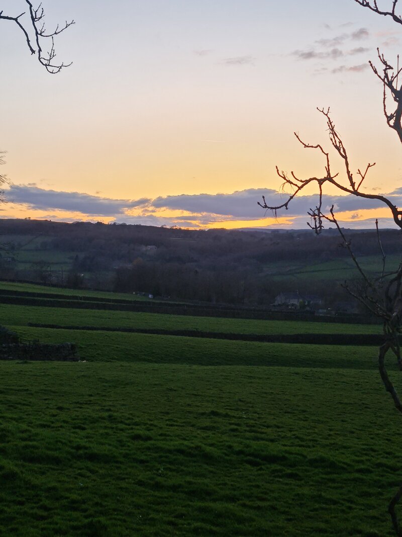 holly_house_cottages_sunset