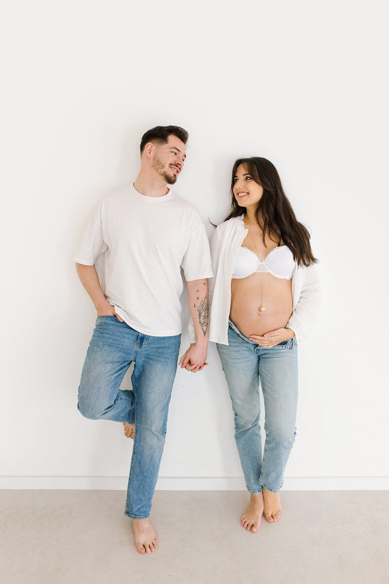séance photo grossesse en studio à tours
