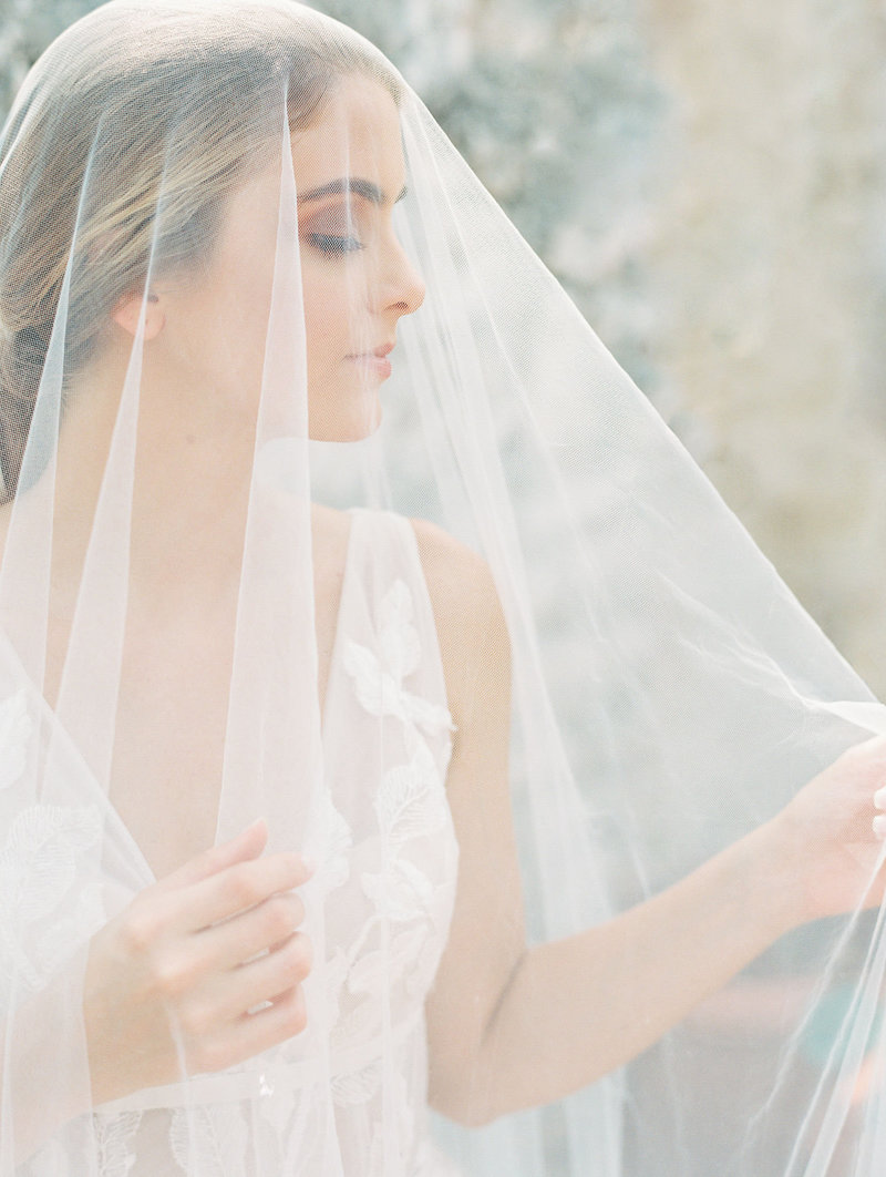 Cartagena-destination-wedding-veil-Stephanie-Brauer