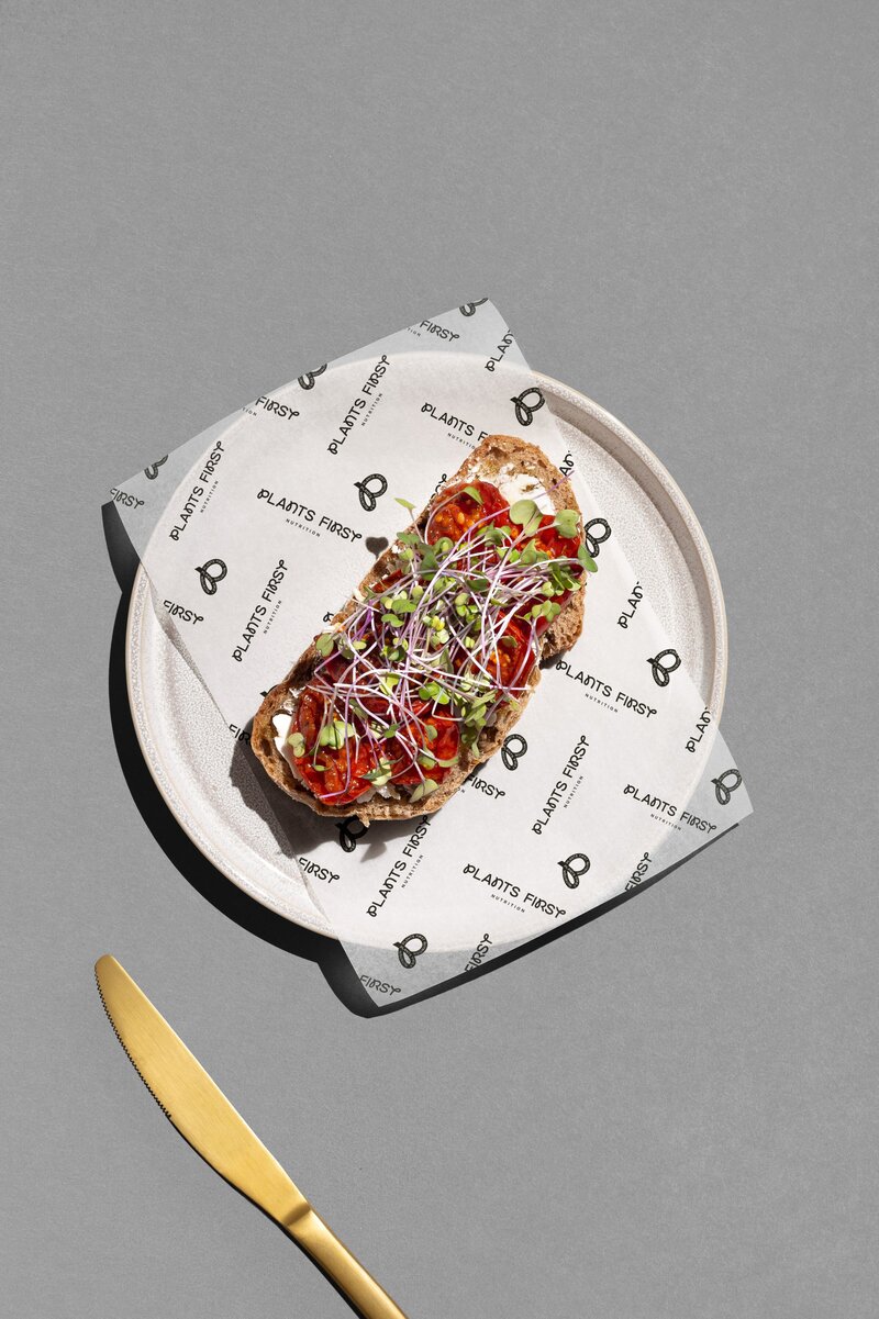 Mockstar-Food-Paper-Plate-mockup - LR