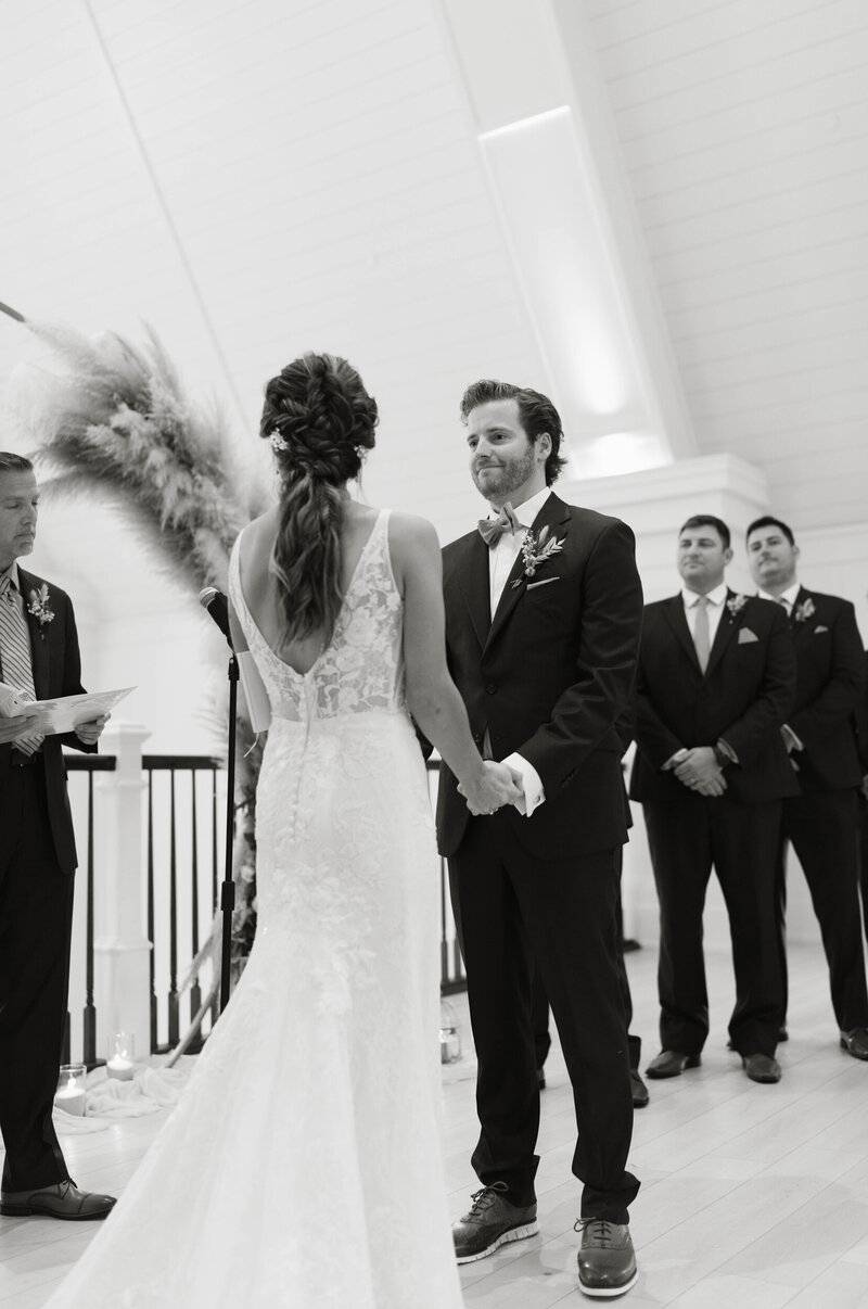 Etre farms Michigan wedding venue saint joseph st luxury barn all inclusive photography photographer -51