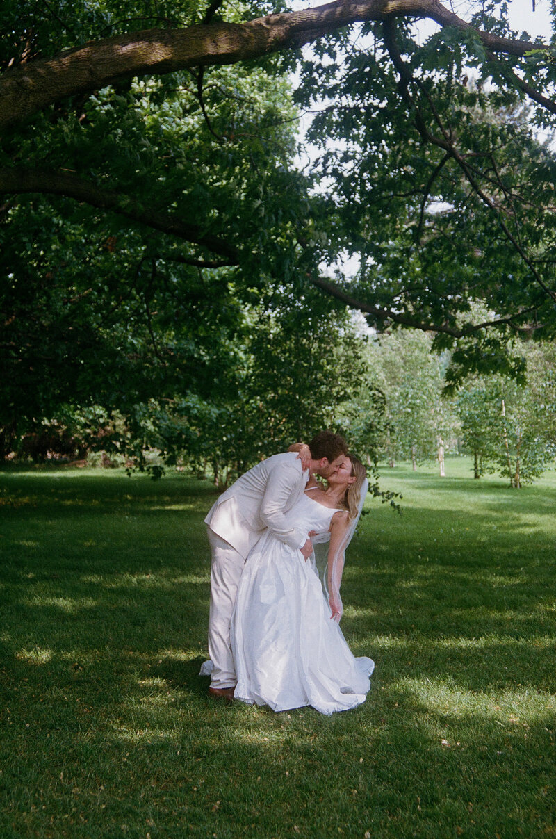 film wedding photographer toronto gta guelph hamilton niagara london kitchener waterloo cambridge ontario