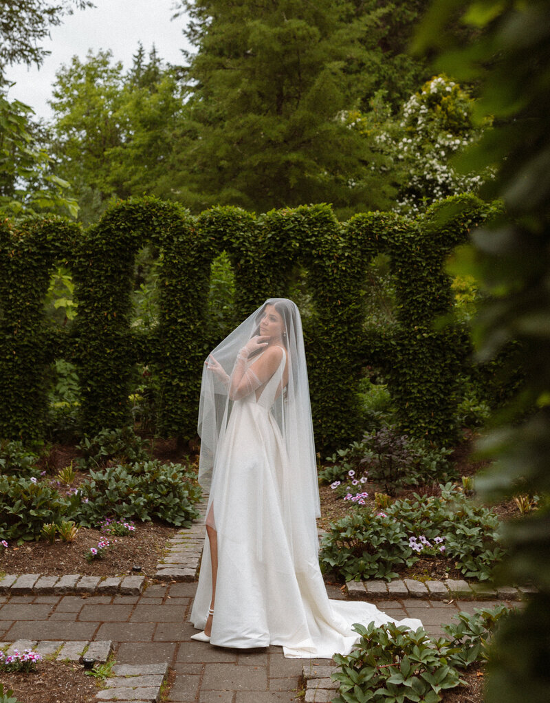 romantic bride with veil