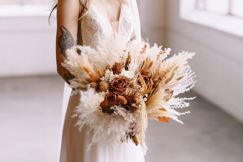 Estes Park Wedding Photographer Denver Wedding Venue Planner Della Terra Mountain Top Fall Colorful Wedding Liz Osban Photography Black Canyon Inn Wyoming Wedding Photographer Elopement Engagement 80