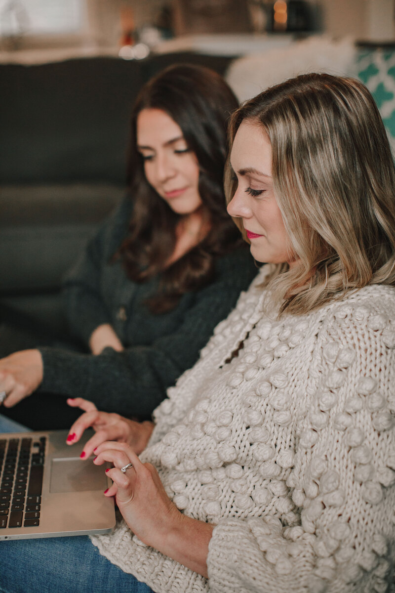 Enjoy a calming coffee magazine scene, showcasing relaxation and inspiration. Creative Dynamics integrates this balance into our virtual assistant and holistic business support services. Discover how our team helps you achieve productivity and creativity in a serene environment. Photo courtesy of Unsplash.