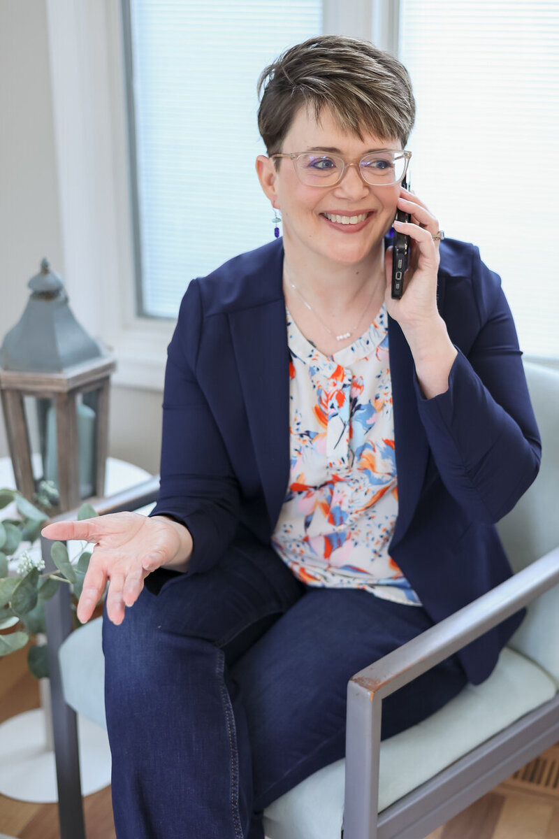 business automation expert, helping entrepreneurs eliminate repetitive tasks with smart workflows
