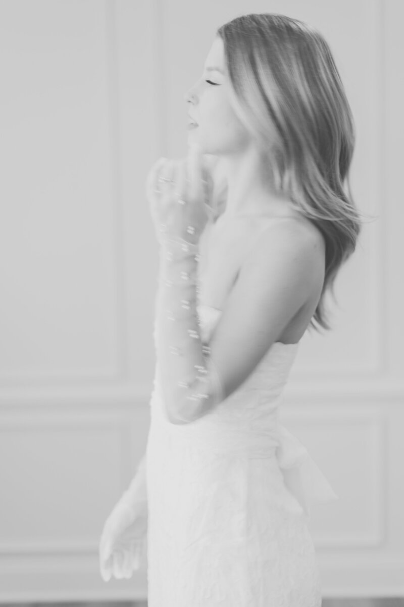 Classic black and white bride portrait inside Smithsonian Museum wedding.